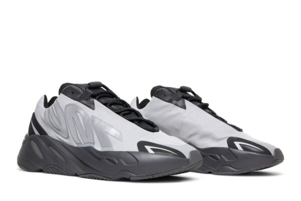 adidas Yeezy Boost 700 MNVN Metallic GW9524 - Nicesk photo 8