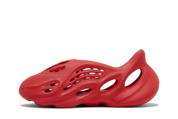 adidas Yeezy Foam RNNR Vermillion GW3355 - Nicesk photo 3