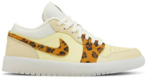 Jordan 1 Low SNKRS Day (Women's) DN6998-700 - Nicesk photo 1