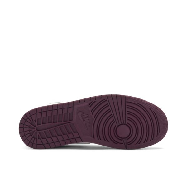 Jordan 1 Retro High OG Bordeaux 555088-611 - Nicesk photo 3