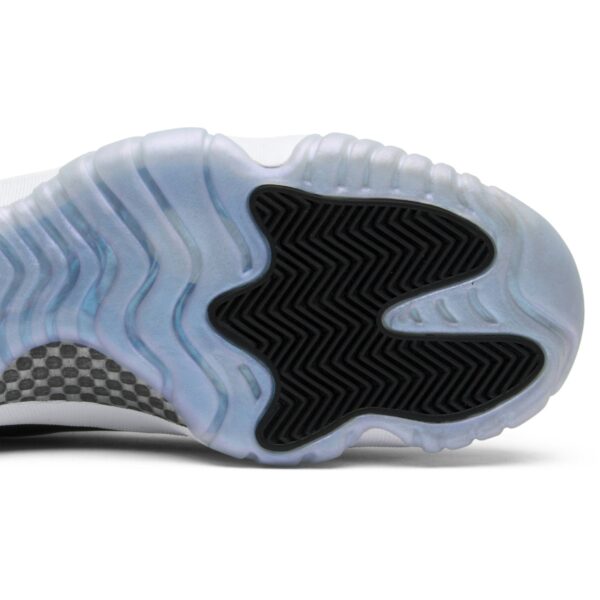 Jordan 11 Retro Low Iridescent 528895-145 - Nicesk photo 5