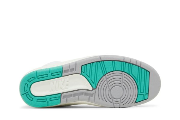 Jordan 2 Retro Crystal Mint (Women's) FN6755-100 - Nicesk photo 4
