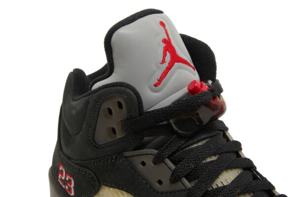 Jordan 5 Retro Gore-Tex Off Noir (Women's) DR0092-001 - Nicesk photo 10