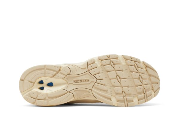 New Balance 530 Beige Angora MR530AA - Nicesk photo 4