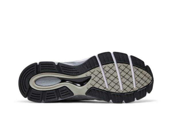 New Balance 990v4 Version 4 Grey M990VS4 - Nicesk photo 4