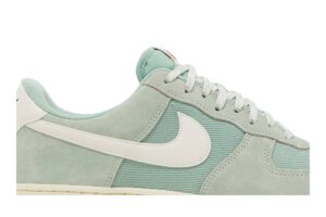 Nike Air Force 1 Low '07 LV8 Certified Fresh Enamel Green DO9801-300 - Nicesk photo 2