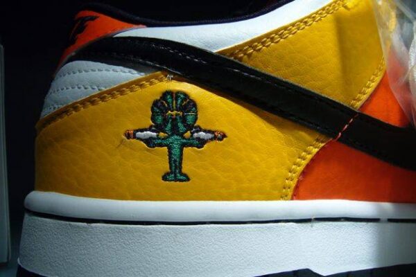 Nike SB Dunk Low Raygun Home 304292-802 - Nicesk photo 7