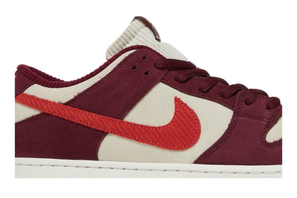 Nike SB Dunk Low Skate Like a Girl DX4589-600 - Nicesk photo 2