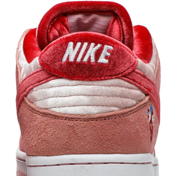 Nike SB Dunk Low StrangeLove Skateboards CT2552-800 - Nicesk photo 7