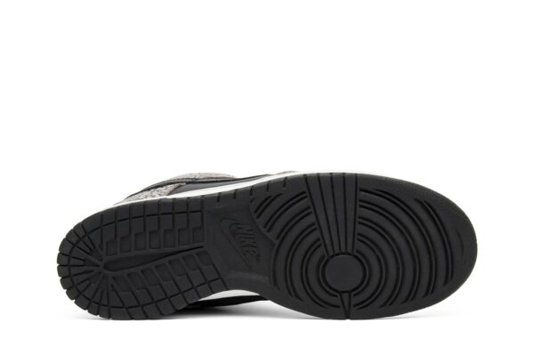 Nike SB Dunk Low Supreme Black Cement (2002) 304292-131 - Nicesk photo 4