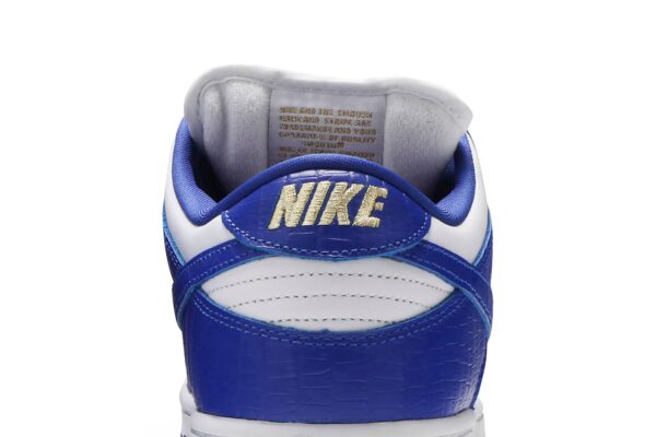 Nike SB Dunk Low Supreme Stars Hyper Royal (2021) DH3228-100 - Nicesk photo 7