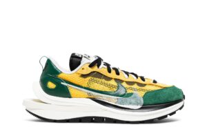 Nike Vaporwaffle sacai Tour Yellow Stadium Green CV1363-700 - Nicesk photo 1