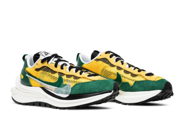Nike Vaporwaffle sacai Tour Yellow Stadium Green CV1363-700 - Nicesk photo 8