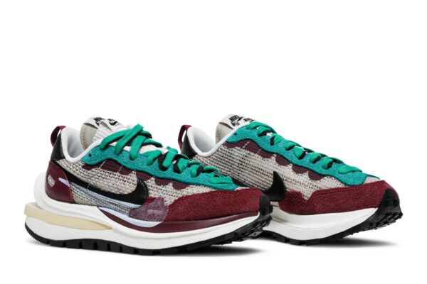 Nike Vaporwaffle sacai Villain Red Neptune Green DD3035-200 - Nicesk photo 8