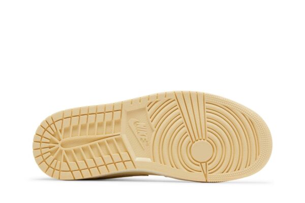 Jordan 1 Mid SE Pale Vanilla Metallic Gold (Women's) FB9892-200 - Nicesk photo 4