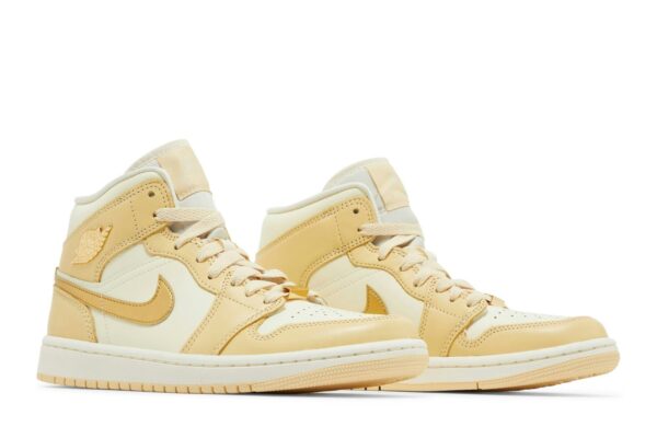 Jordan 1 Mid SE Pale Vanilla Metallic Gold (Women's) FB9892-200 - Nicesk photo 8