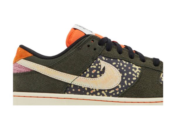 Nike Dunk Low SE Gone Fishing Rainbow Trout FN7523-300 - Nicesk photo 2